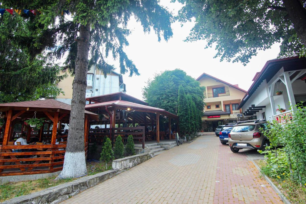 Teju Hotels Сланік Екстер'єр фото