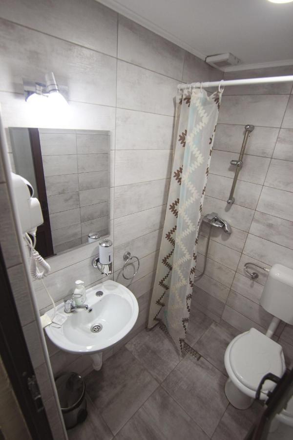 Teju Hotels Сланік Екстер'єр фото