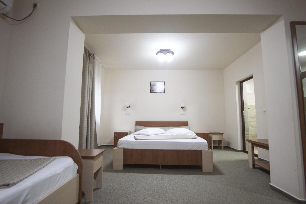 Teju Hotels Сланік Екстер'єр фото